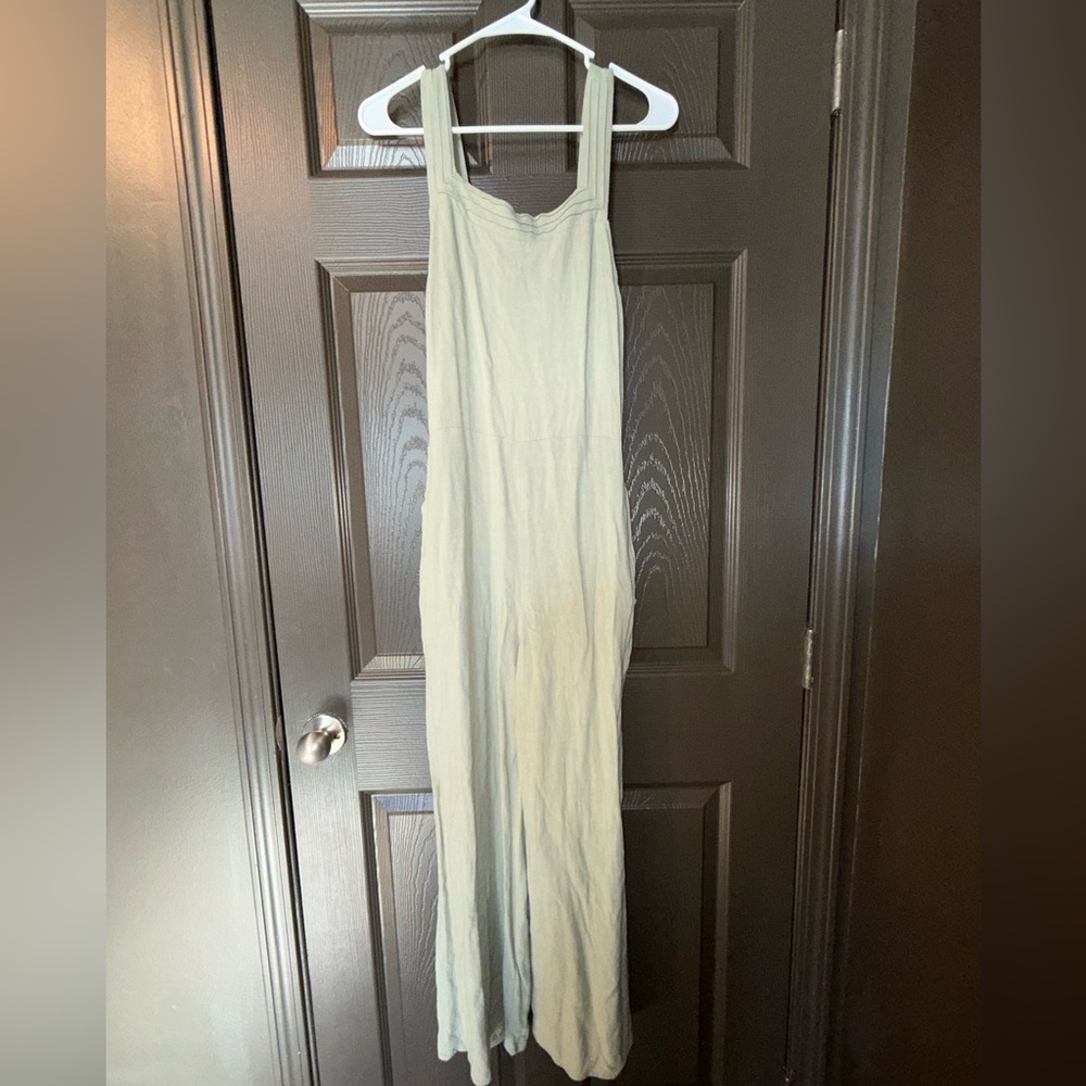 Square neck Jumpsuit